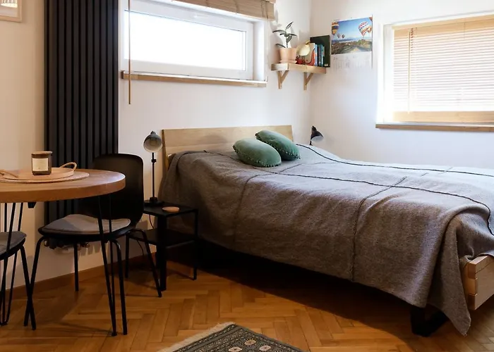 W Zabytkowej Kamienicy דירה *